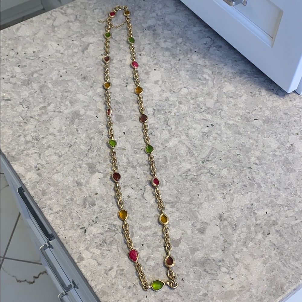 Multi-colored necklace